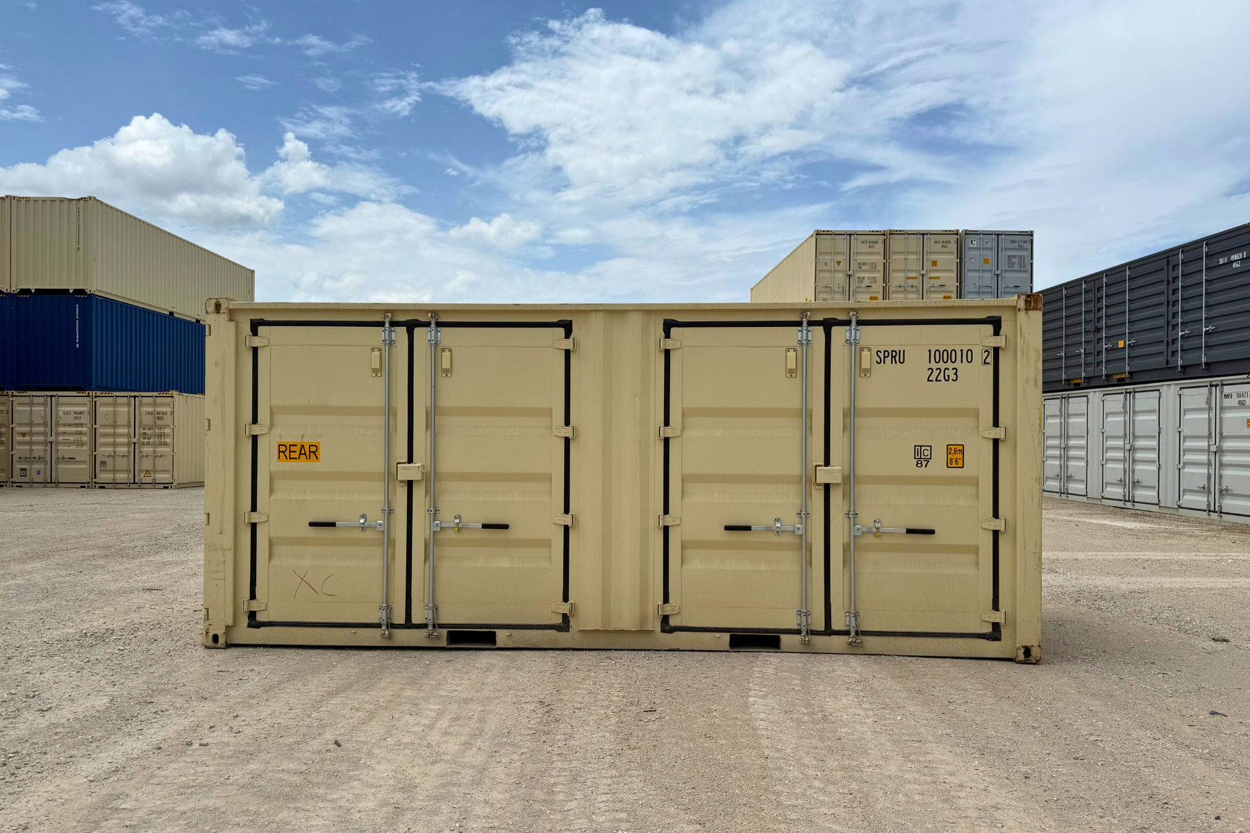 20' Standard 1-Trip, 2 Door Side Open – XCaliber Container