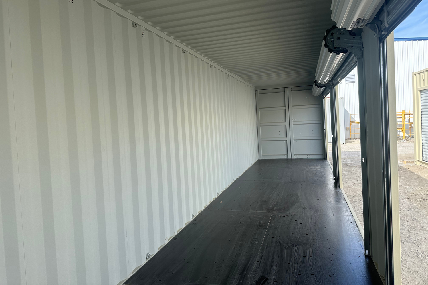 Buy 40ft Container with Roll Up Doors Online