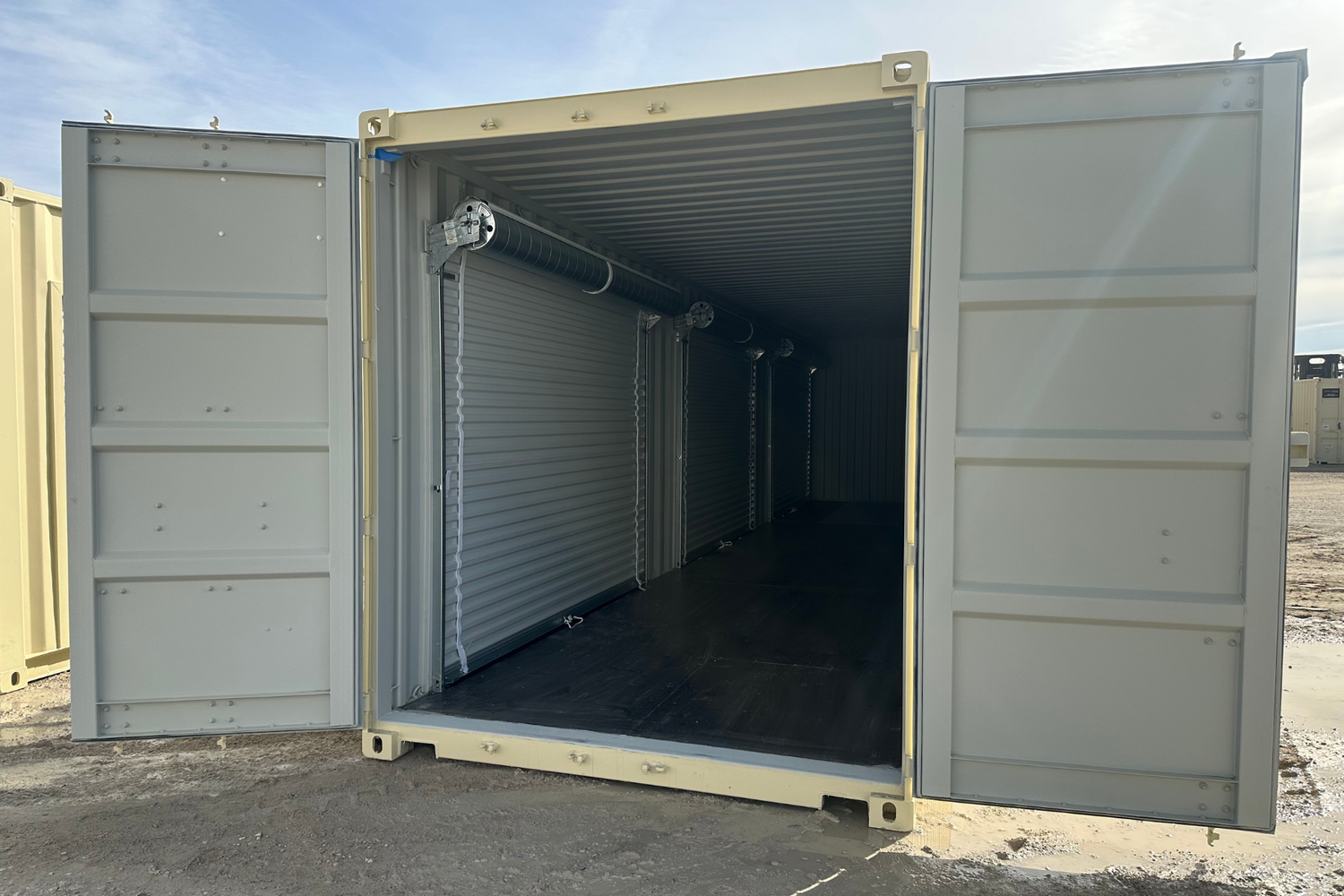Buy 40ft Shipping Container with Roll Up Doors Online